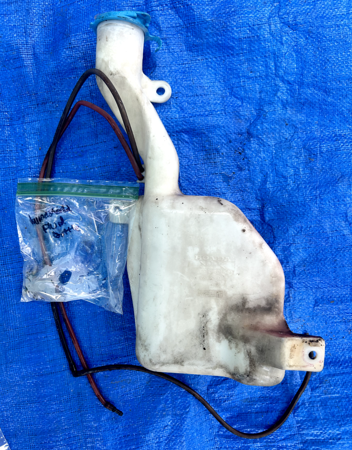92-95 Honda Civic Windshield Wiper Fluid Reservoir Bottle Tank OEM w/ Hardwear