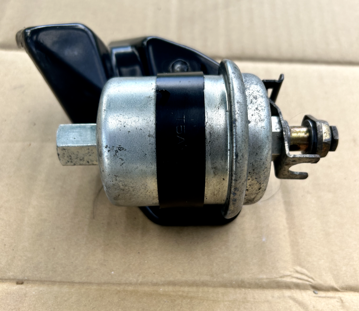 1992-1995 HONDA CIVIC Si - FUEL FILTER W/ BRACKET - OEM FACTORY