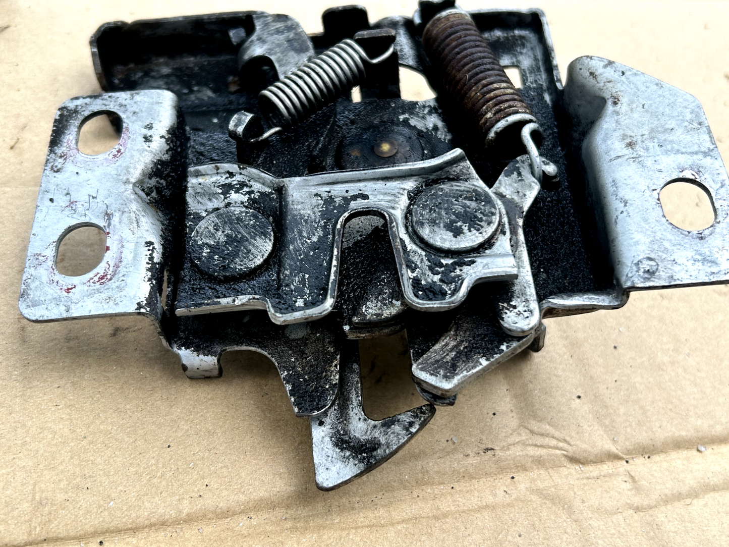 92-95 HONDA CIVIC - HOOD LATCH LOCKING MECHANISM LOCK - OEM FACTORY