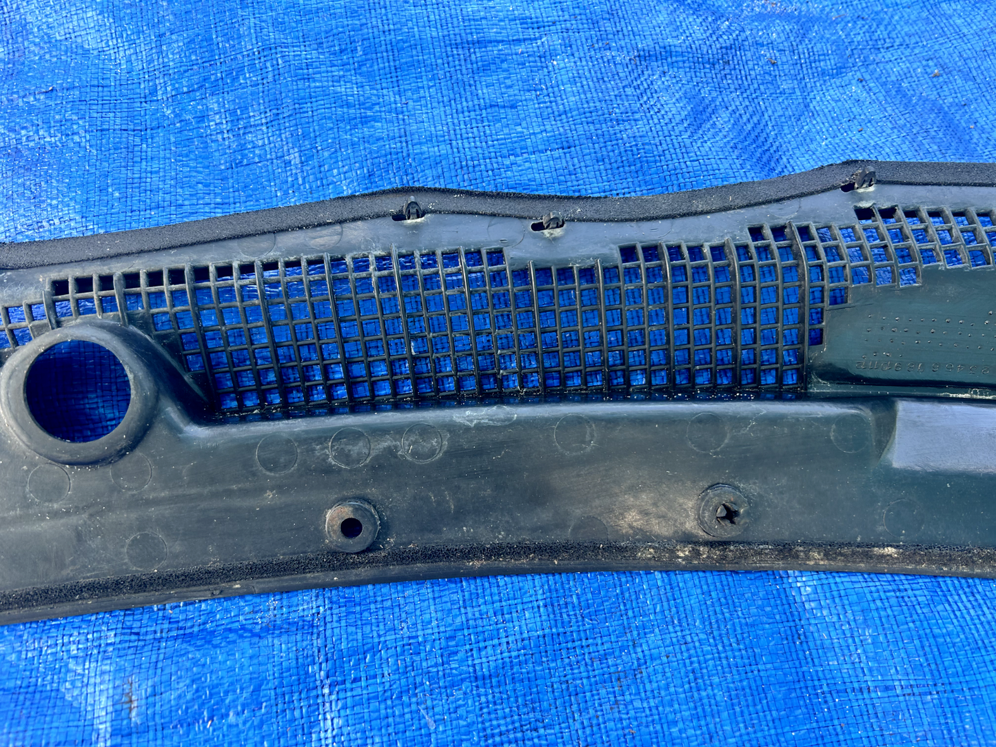 92-95 OEM HONDA CIVIC SI EG COUPE HATCH - WINDSHIELD WIPER COWL TRIM PLASTIC