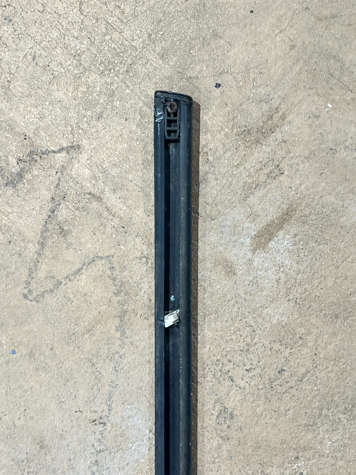 92-95 OEM Honda CIVIC EG6 EG5 EG4 EG3 HATCH Passanger door long molding trim