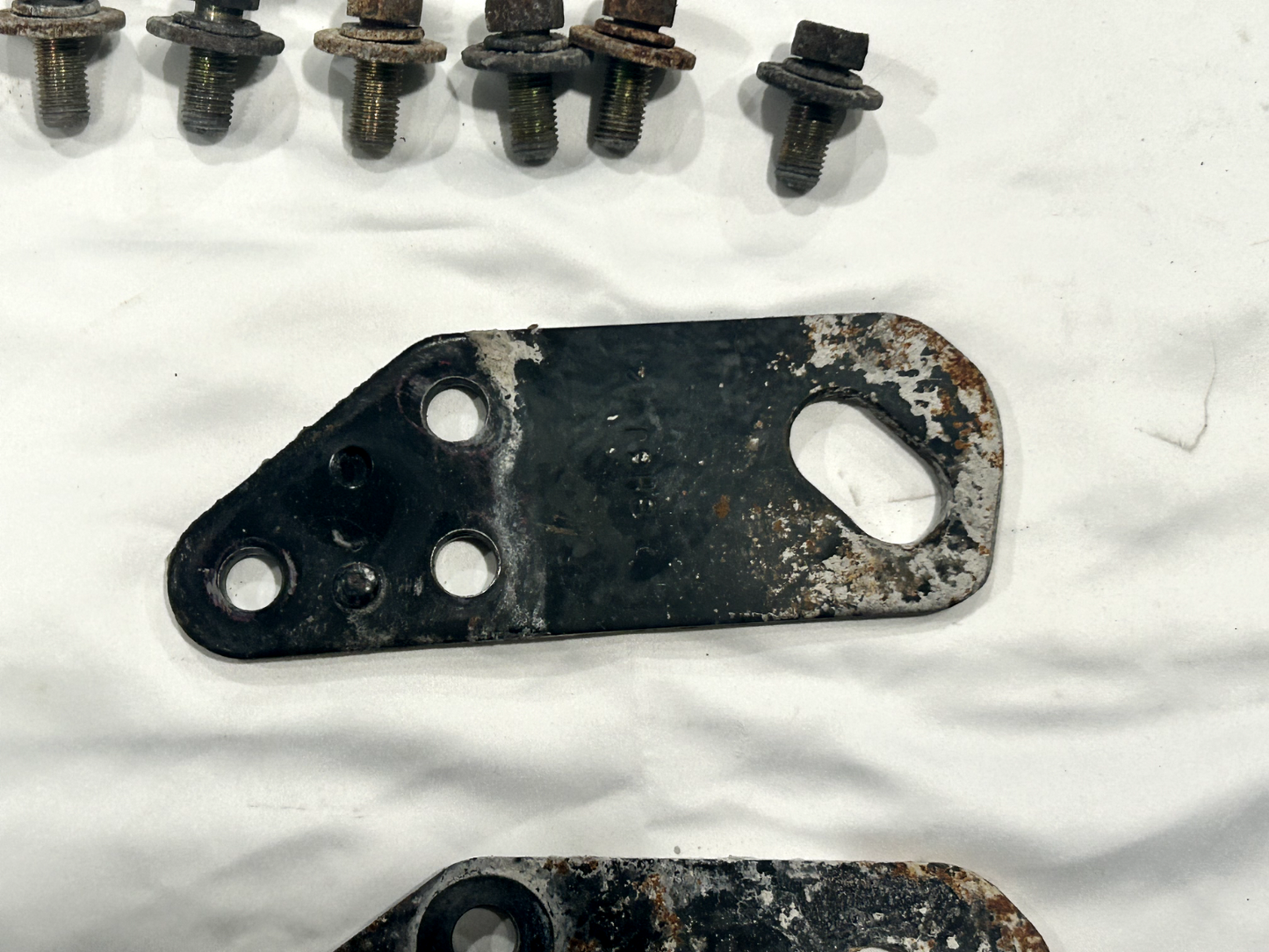 92-95 96-00 Honda Civic Front Left & Right Lower Tow Hook W/ Bolts