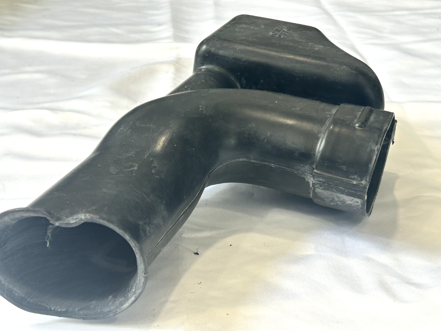 92-95 HONDA CIVIC SI EG AIR INTAKE RESONATOR CHAMBER OEM Silencer. OEM AIR BOX