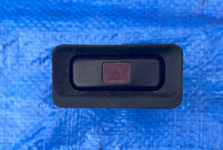 92-95 HONDA CIVIC - EMERGENCY HAZARD SWITCH BUTTON - OEM 35510SR3003