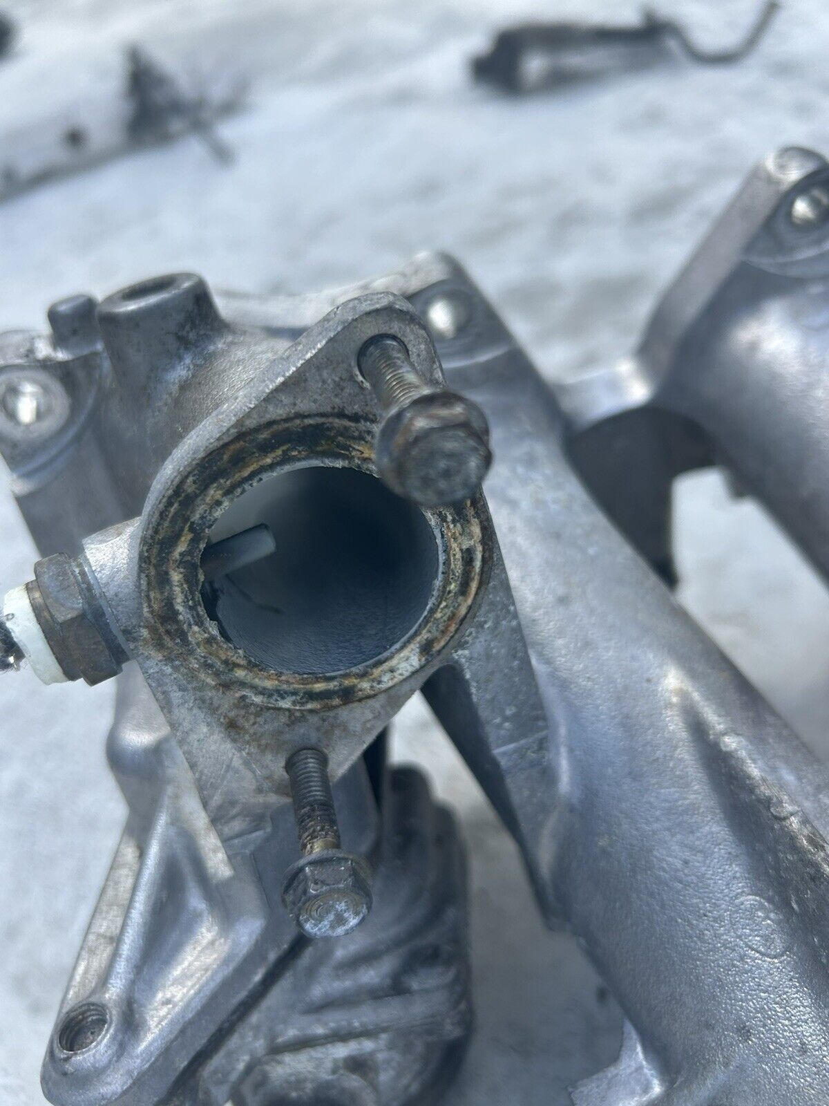 2000-2005 HONDA S2000 - INTAKE MANIFOLD OEM OE FACTORY W Metal Gasket Ap1 Ap2