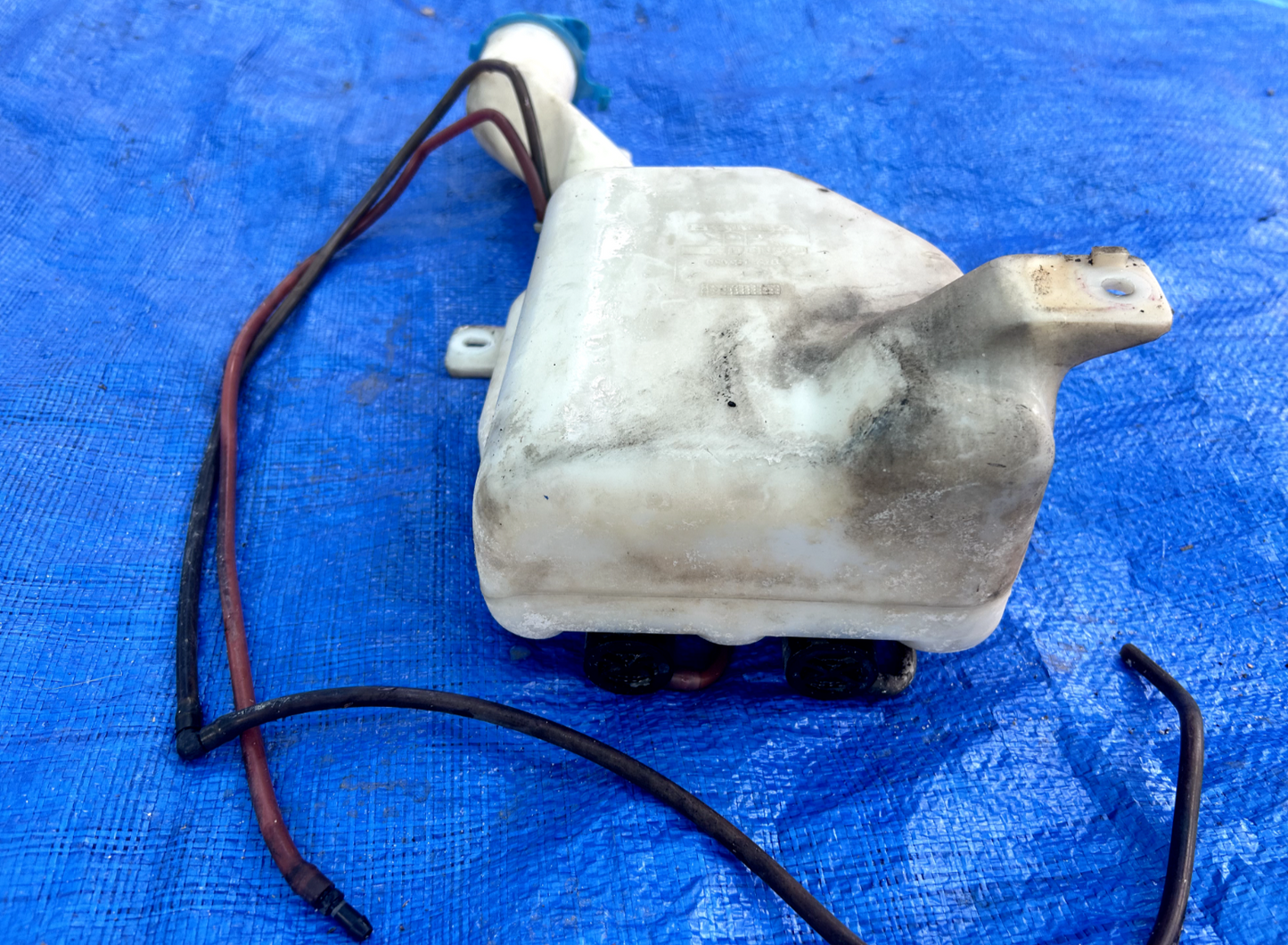 92-95 Honda Civic Windshield Wiper Fluid Reservoir Bottle Tank OEM w/ Hardwear