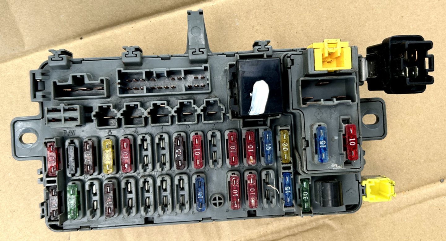 92-95 HONDA CIVIC CX DX SI - INTERIOR CABIN UNDER DASH FUSE BOX RELAY PANEL OEM