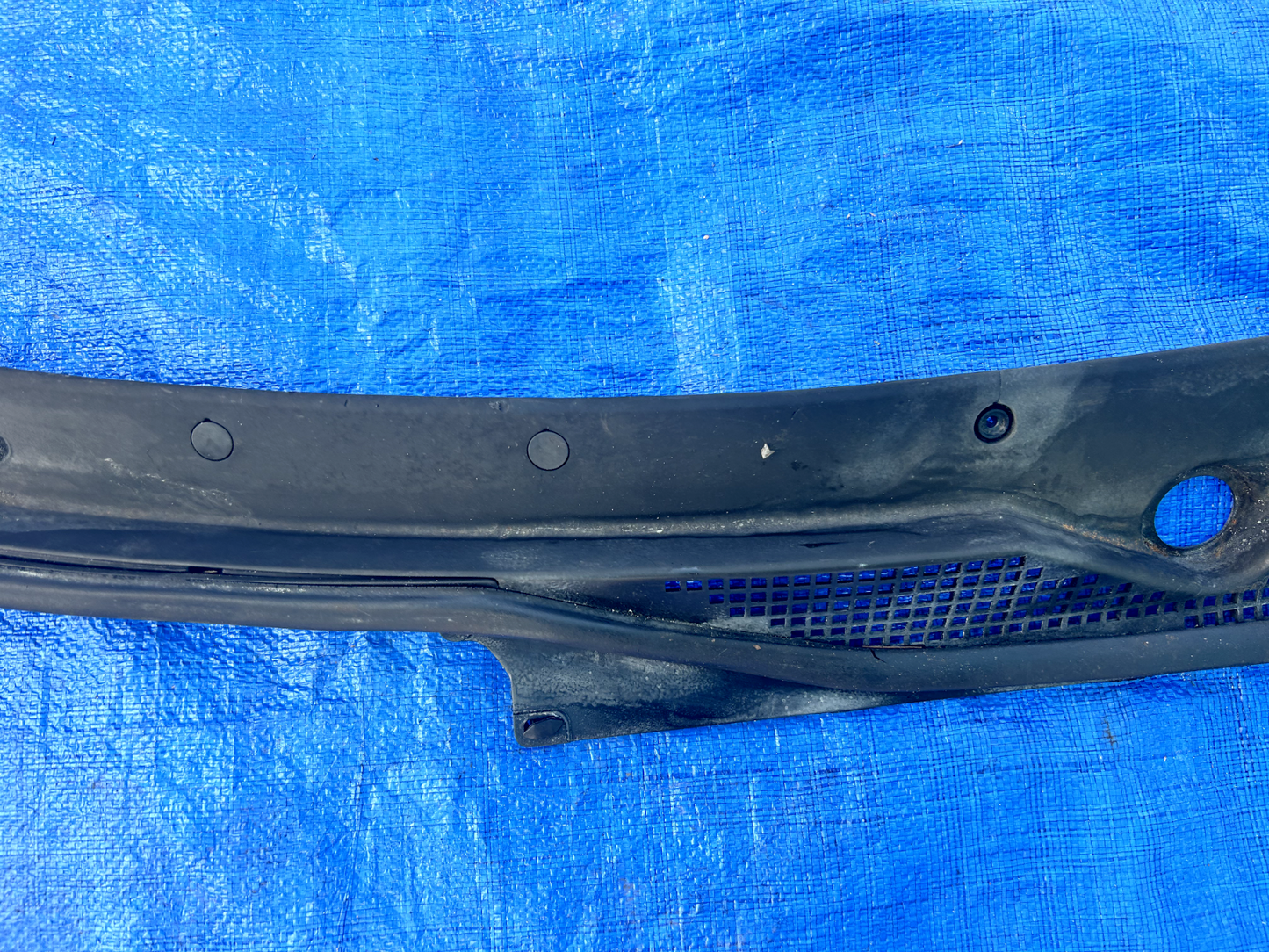 92-95 OEM HONDA CIVIC SI EG COUPE HATCH - WINDSHIELD WIPER COWL TRIM PLASTIC