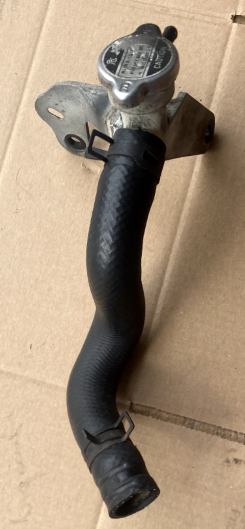 91-95 TOYOTA MR2 SW20 COOLANT FLUID FILL NECK WATER FILLER radiator cap hose OEM