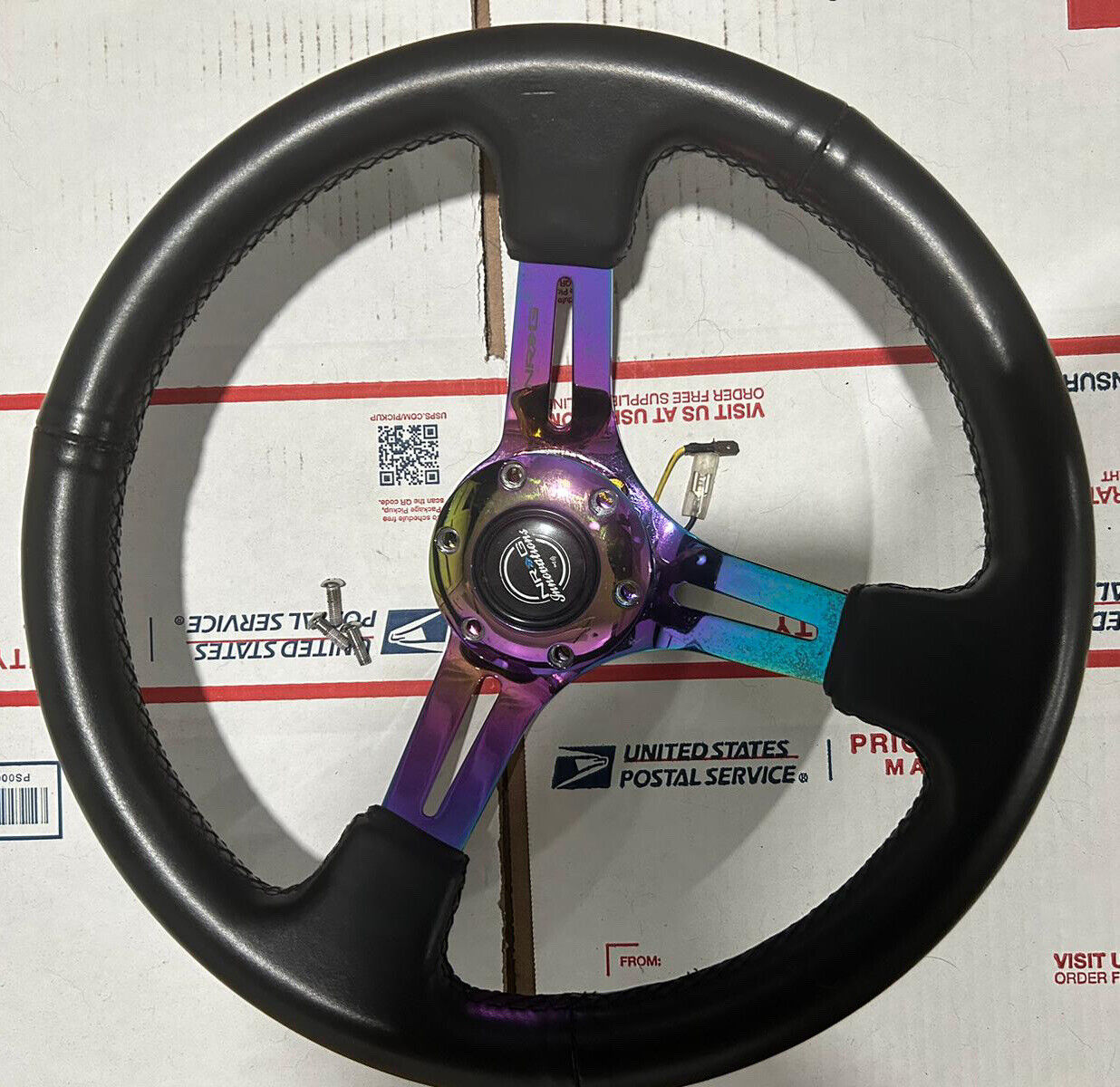 NRG Leather with Neo Chrome Center RST-018R-MCBS