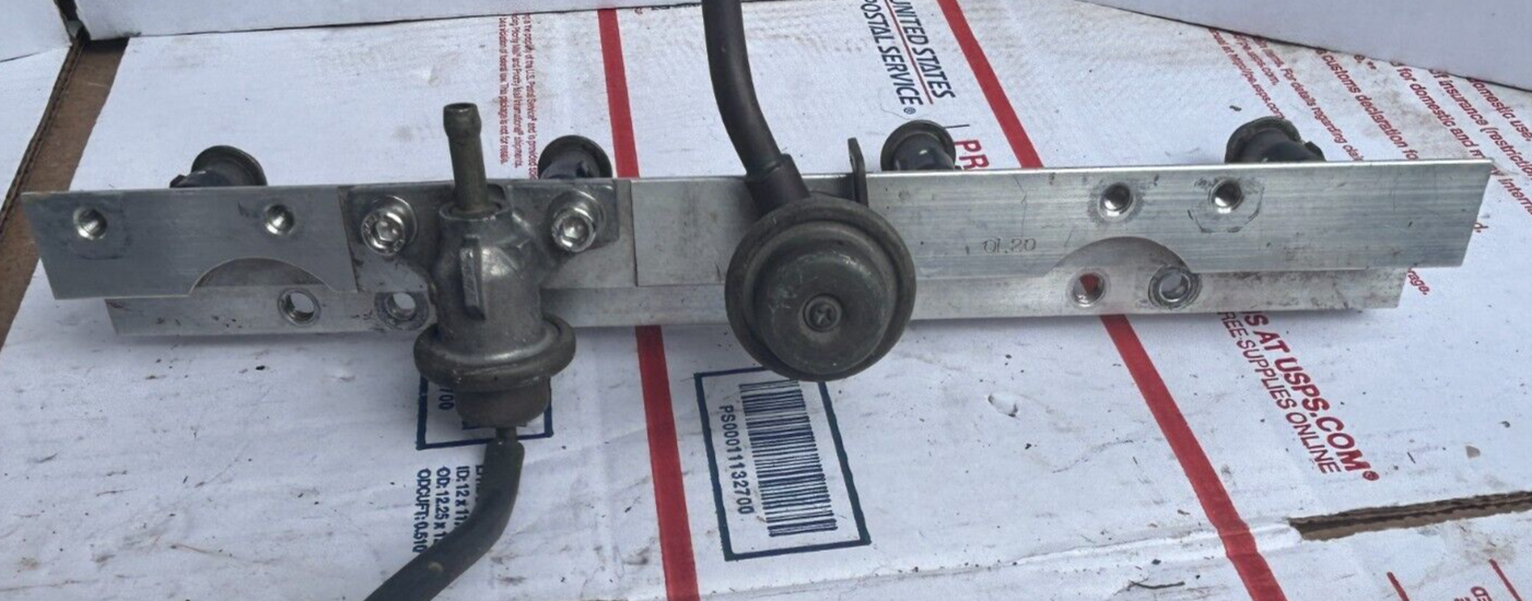 2001 Honda S2000 AP1 F20c Fuel Rail, Regulator, Injectors 16610PCX000 OEM 00-03