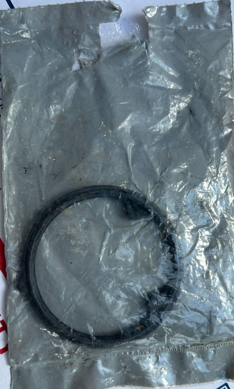 New Honda Replacement Seal 19305-PR7-A00