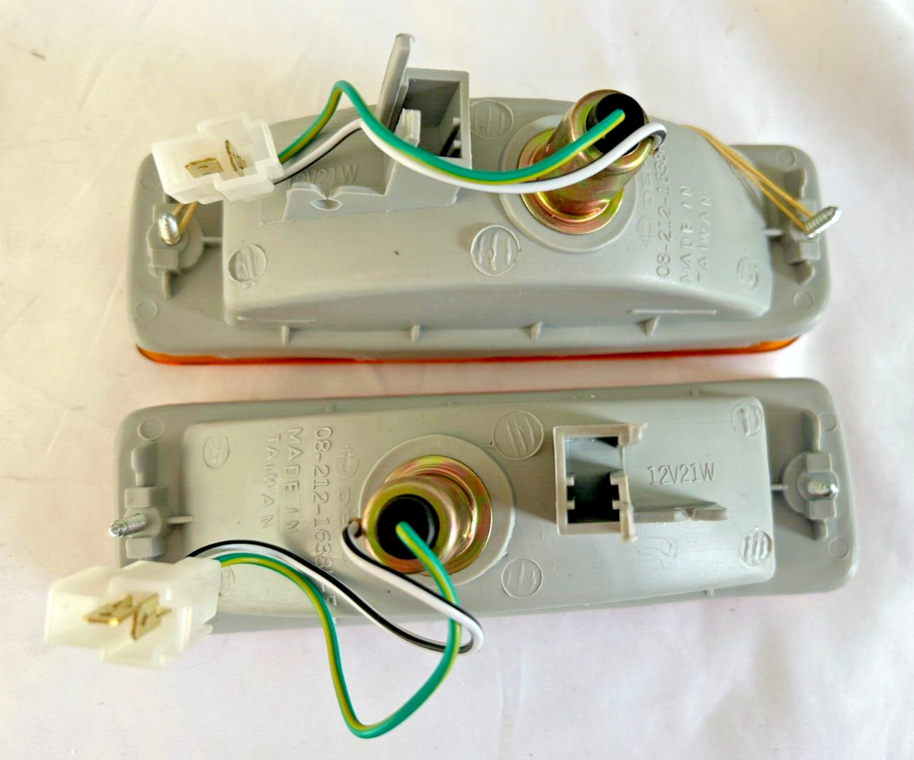 DEPO FRONT FLASHER INDICATOR LIGHTS BLINKER LAMP PAIR 212-1638R & 212-1638L