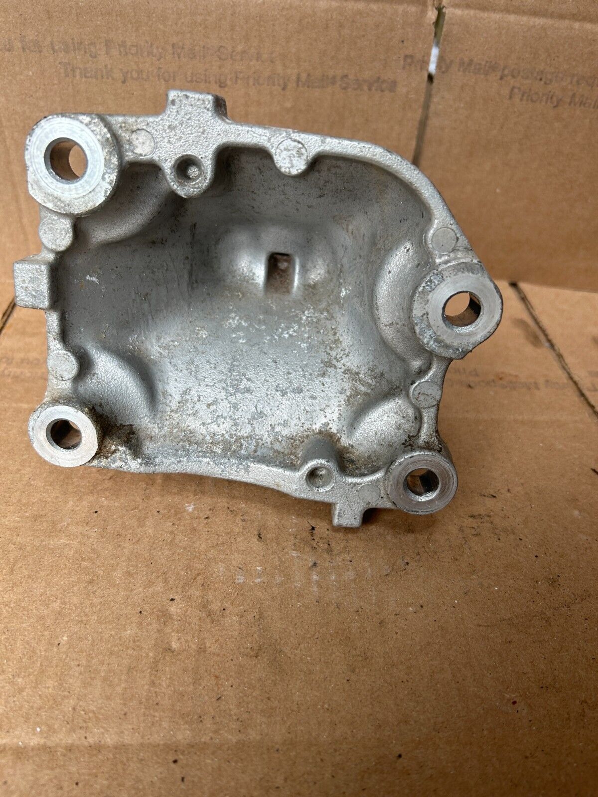 Support Engine Right Front Engine Mount Bracket Original Honda S2000 50824S2A000