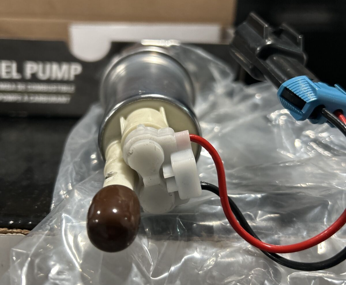GENUINE Walbro/TI Automotive F90000285 525LPH E85 Hellcat Fuel Pump +Install Kit
