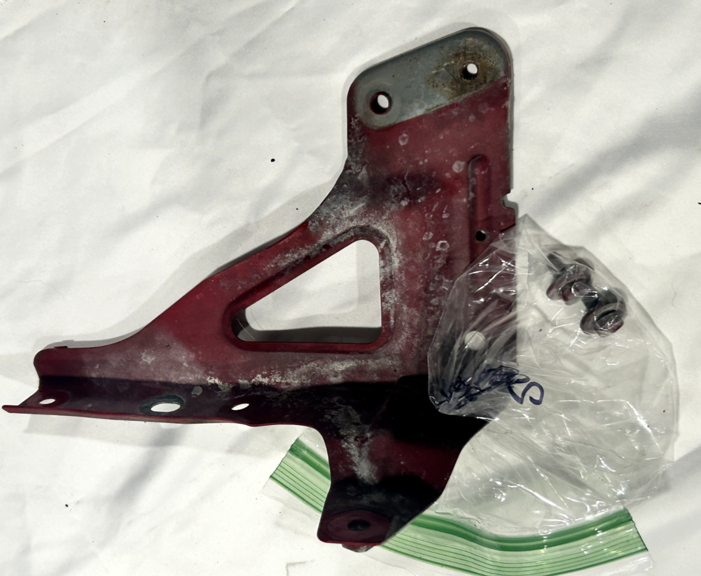 92-95 Honda Civic Coupe Hatchback LEFT (driver side) fender bracket holder SR3L