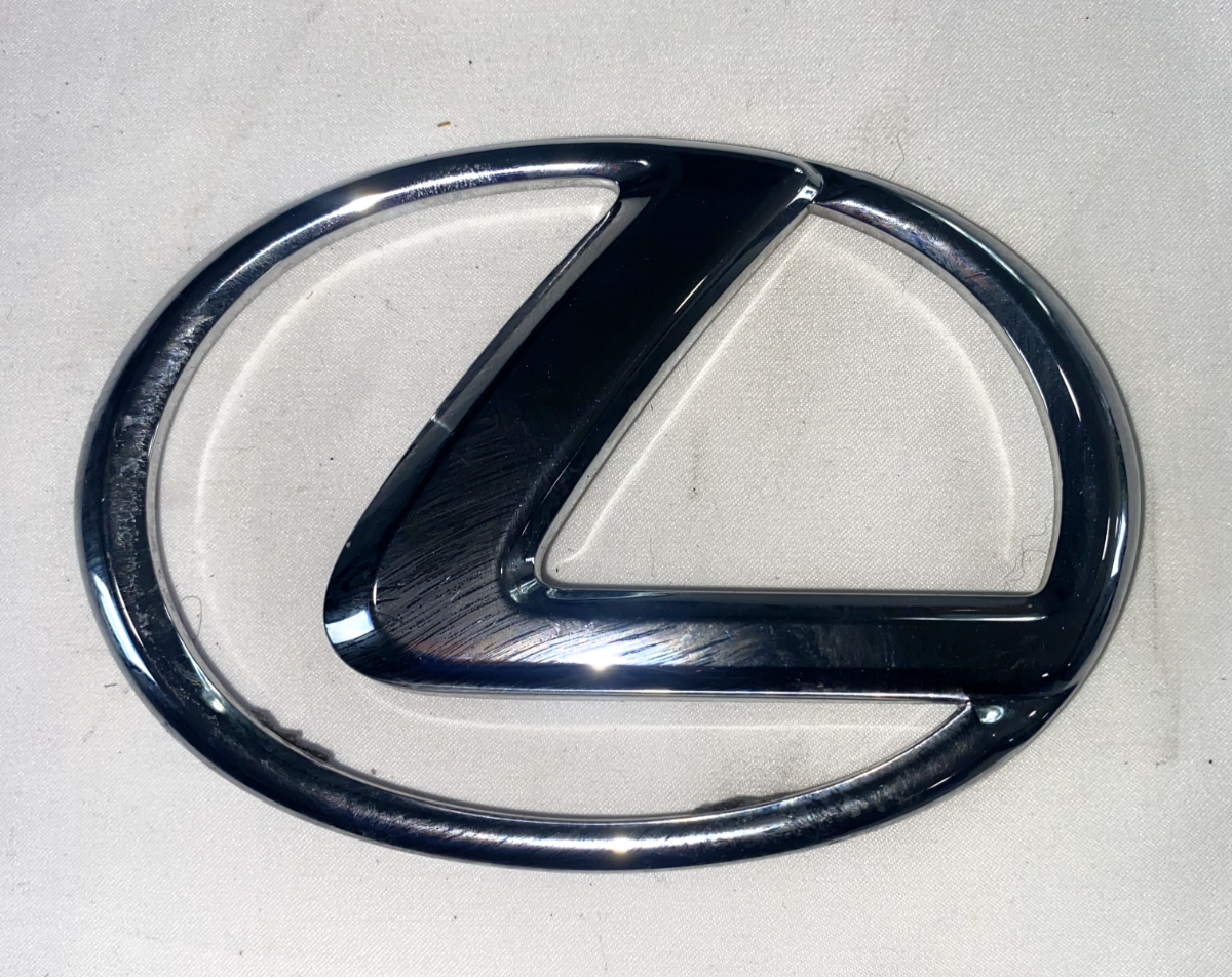 LEXUS Chrome Emblem